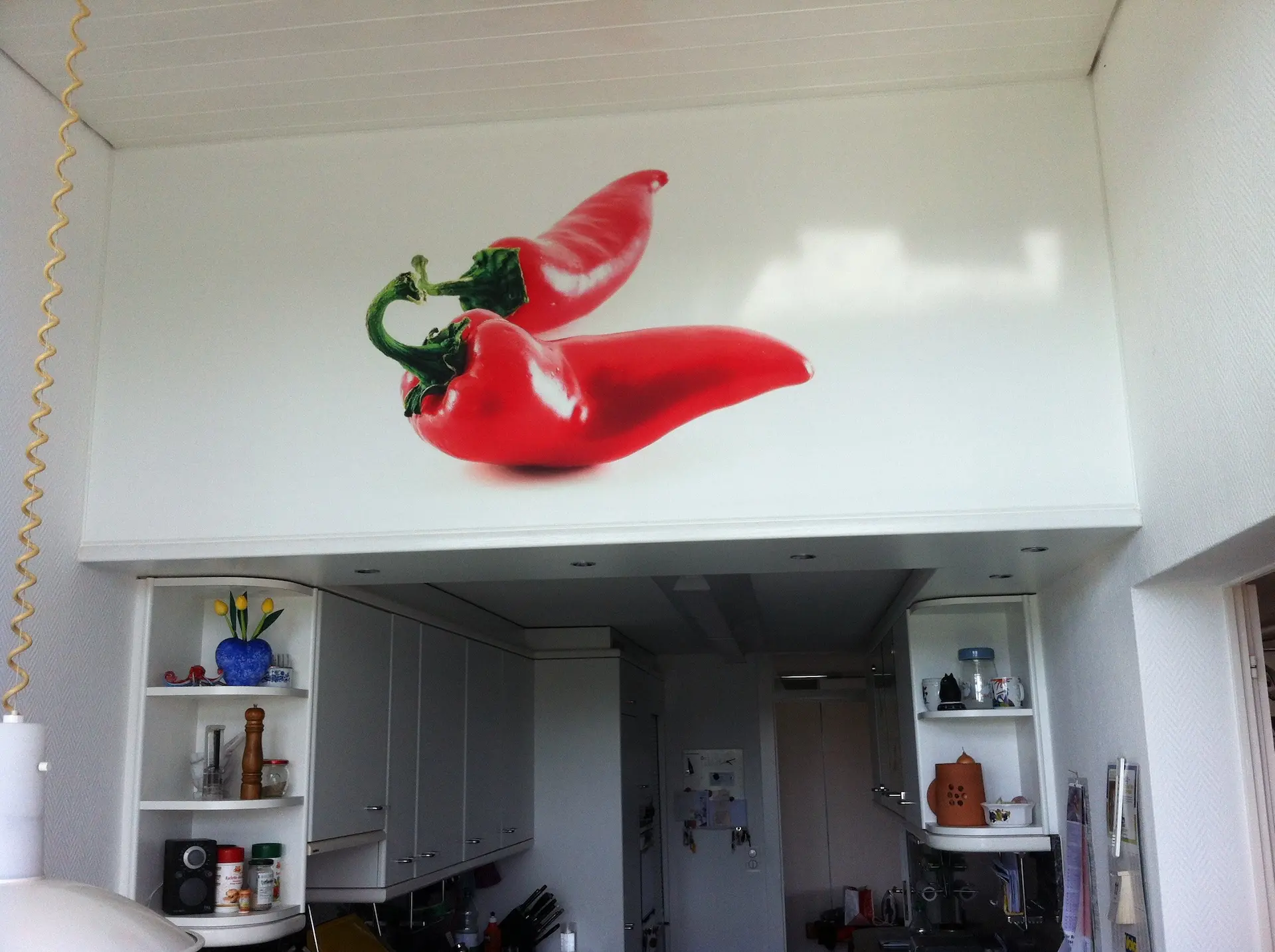 Akustisches Wandbild in einer Küche